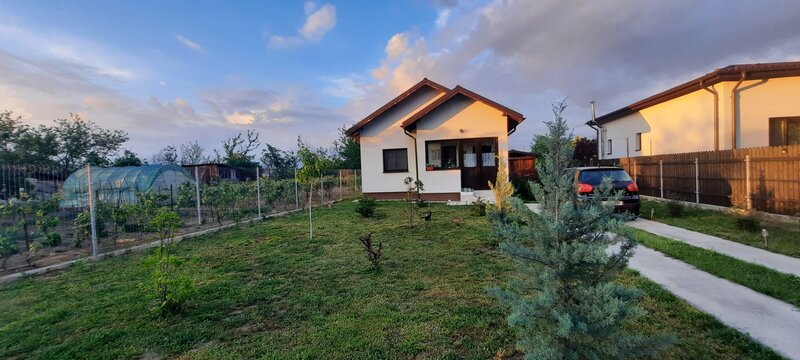 Buturugeni, casa deosebita, langa Bucuresti 20 km, proprietate personala